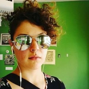 Meet your Posher, Anna